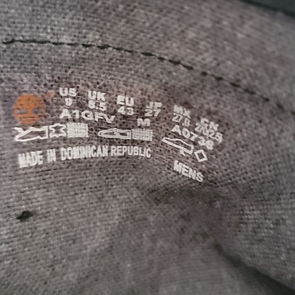 Salt and Pepper Timberland's - Size 9 - Picture 3 of 6